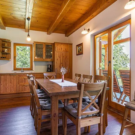 Forester's Hut With Whirlpool & Sauna - Happy
