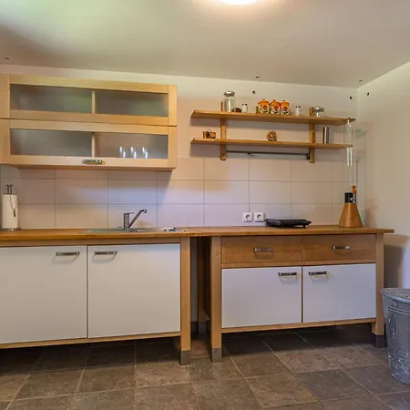 Forester's Hut With Whirlpool & Sauna - Happy