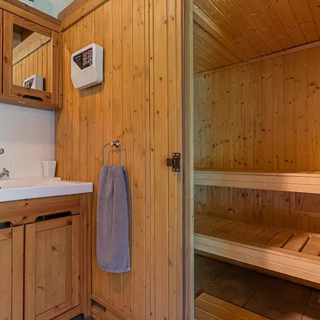 Forester's Hut With Whirlpool & Sauna - Happy *