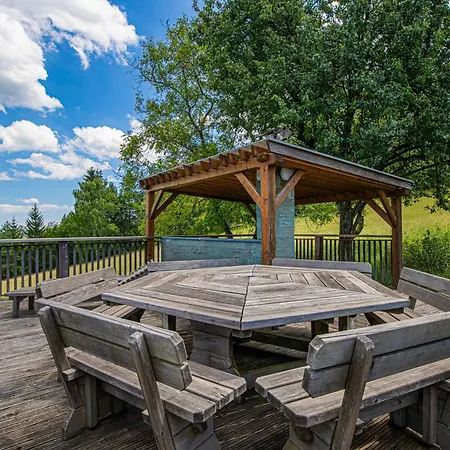 Forester's Hut With Whirlpool & Sauna - Happy